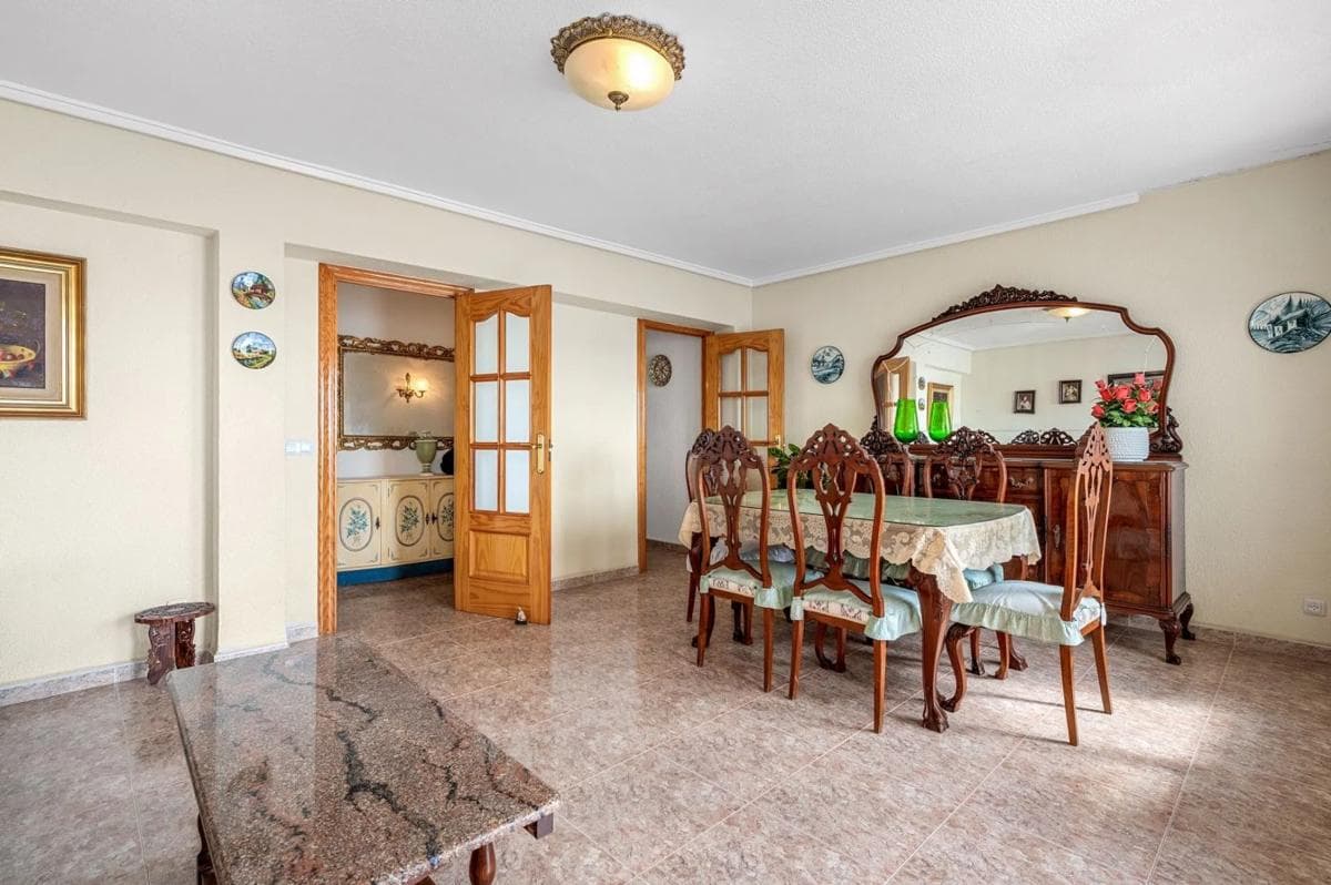 Апартаменты, 3 спальни — Torrevieja