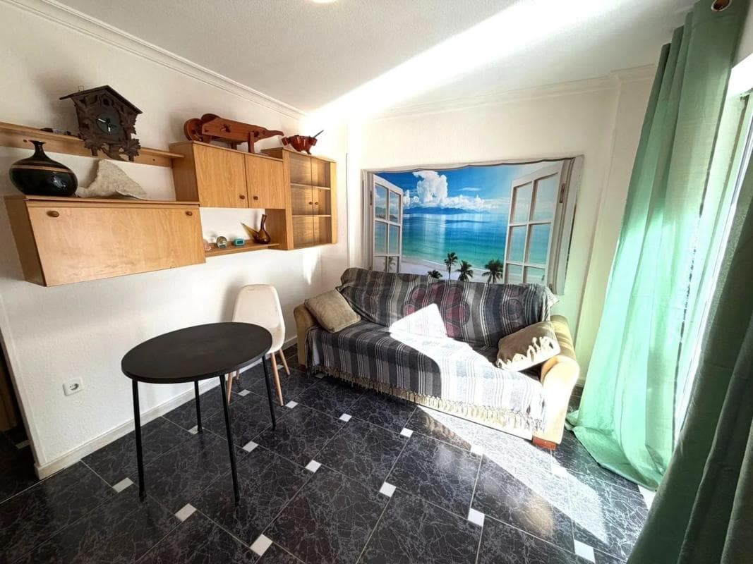 Wohnung, 1 Schlafzimmer — Torrevieja