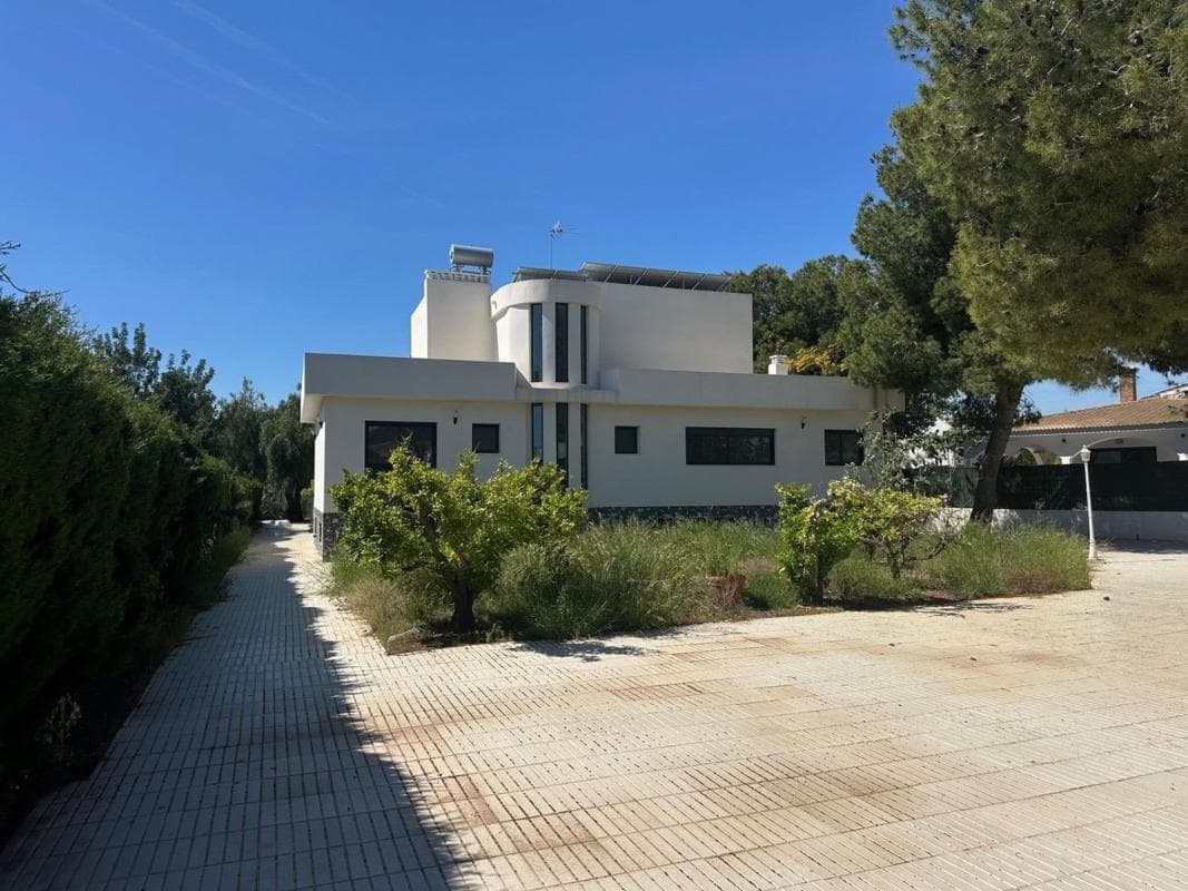 Вилла, 5 спален — San Vicente del Raspeig