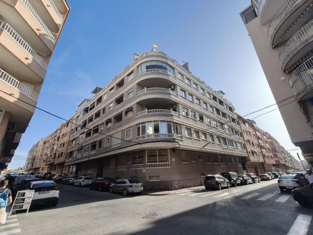 Апартаменти, 2 спальні — Torrevieja
