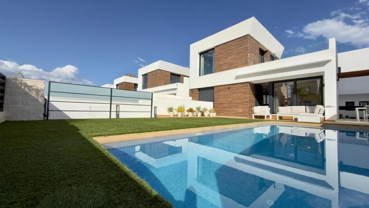 Chalet, 3 dormitorios — El Campello