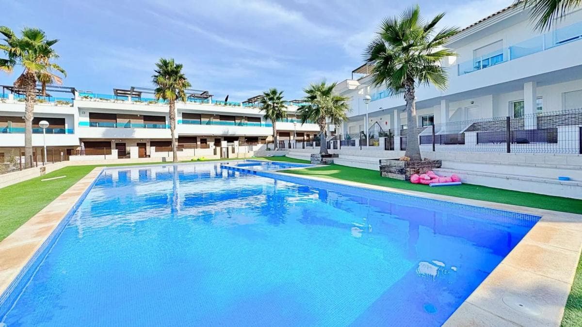 Reihenhaus, 3 Schlafzimmer — Torrevieja