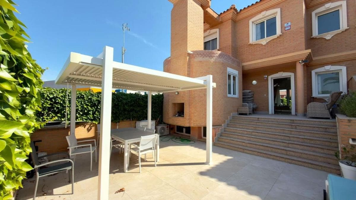 Townhouse, 5 bedrooms — San Juan de Alicante