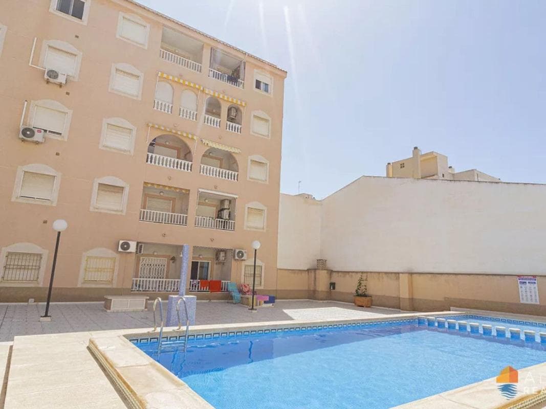Penthouse, 2 bedrooms — Torrevieja