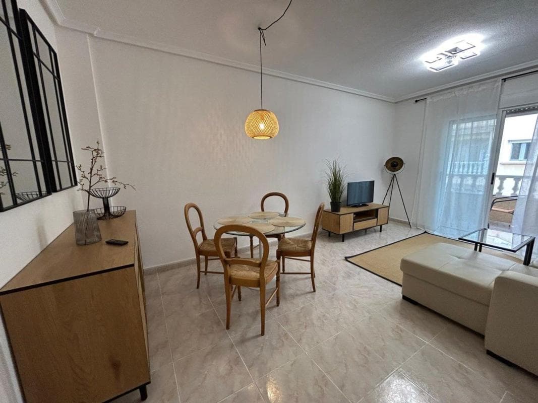 Апартаменти, 2 спальні — Torrevieja