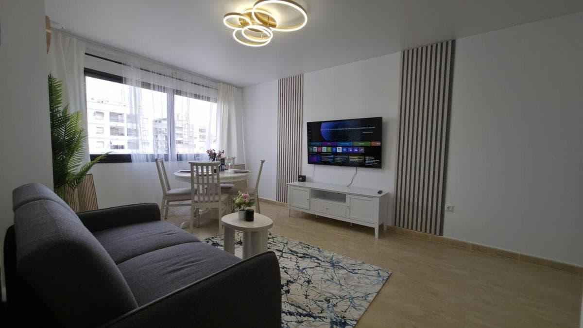 Piso, 3 dormitorios — Torrevieja
