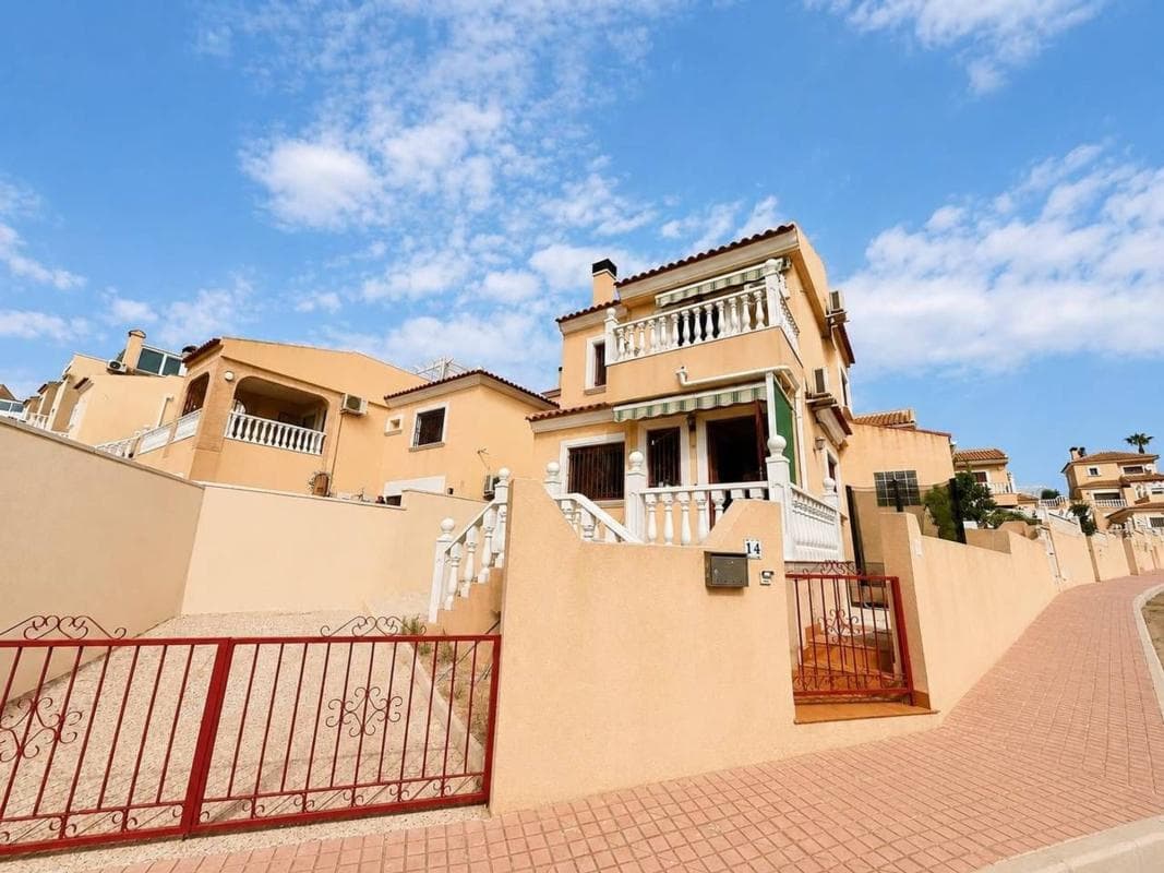 Villa, 2 chambres — Orihuela