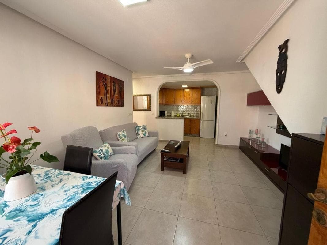 Villa, 2 Schlafzimmer — Orihuela
